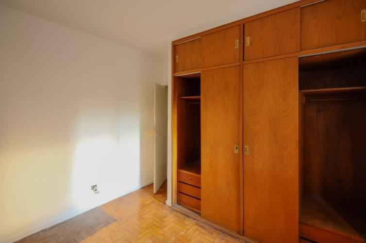 Apartamento tipo para Locação na SANTA CECILIA R$ por R$ 3.200.00, com 2 quartos,  1banheiro 1 vaga, 82m²