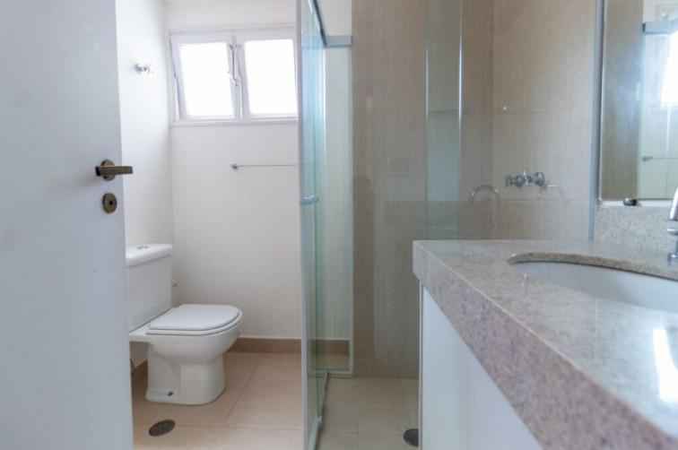 Apartamento para Locação no ITAIM BIBI R$5.500 102m2 2 dorm.(1 suíte) 2 Vagas 1 banheiro