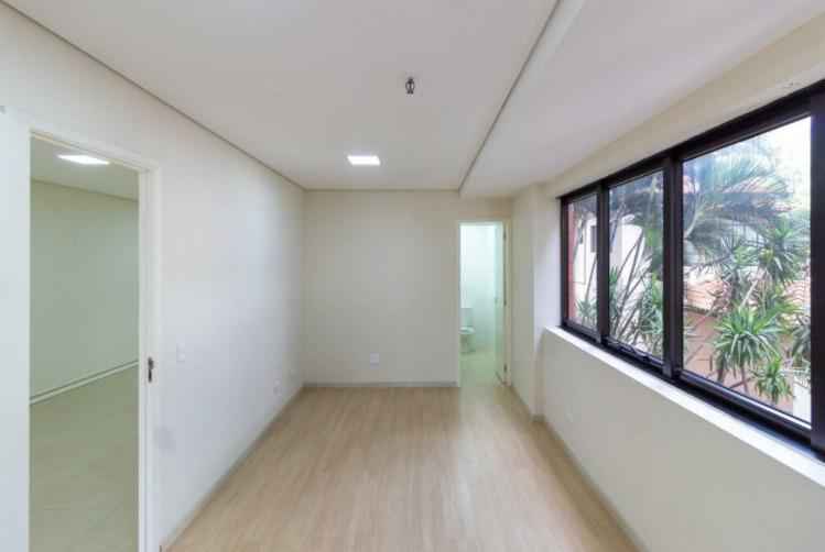 Conjunto Comercial R$ 2.700,00 na Bela Vista, próximo ao metrô Trianon na Avenida Paulista !!!