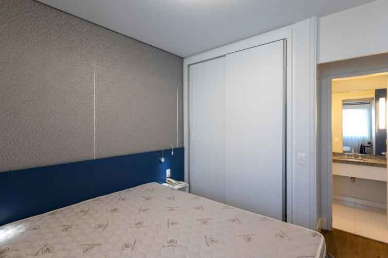 Apartamento no ITAIM BIBI 31m2 1 dormitório 1 banheiro 1vaga Pacote R$6.300 !!!!