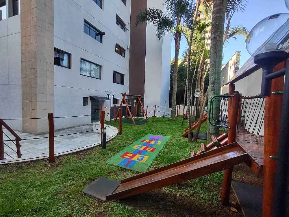  Apartamento em MOEMA (1 por andar) 4 suítes 6 banheiros, 4 vagas na garagem e depósito no sub-solo, 228 m2 R$ 3.199.000,00