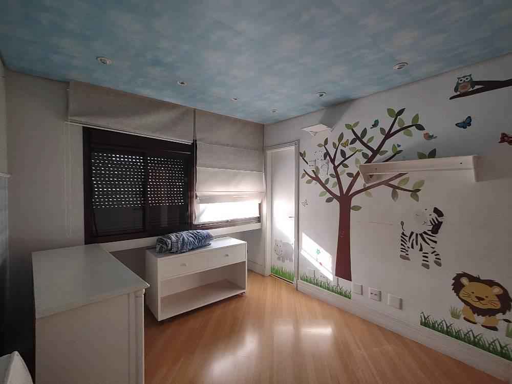  Apartamento em MOEMA (1 por andar) 4 suítes 6 banheiros, 4 vagas na garagem e depósito no sub-solo, 228 m2 R$ 3.199.000,00