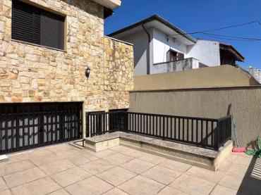 Casa com 170m2 à venda na Vila Mariana, com 3 quartos, (1 suíte), e 3 banheiros 2 vagas apenas R$ 1.1000.00