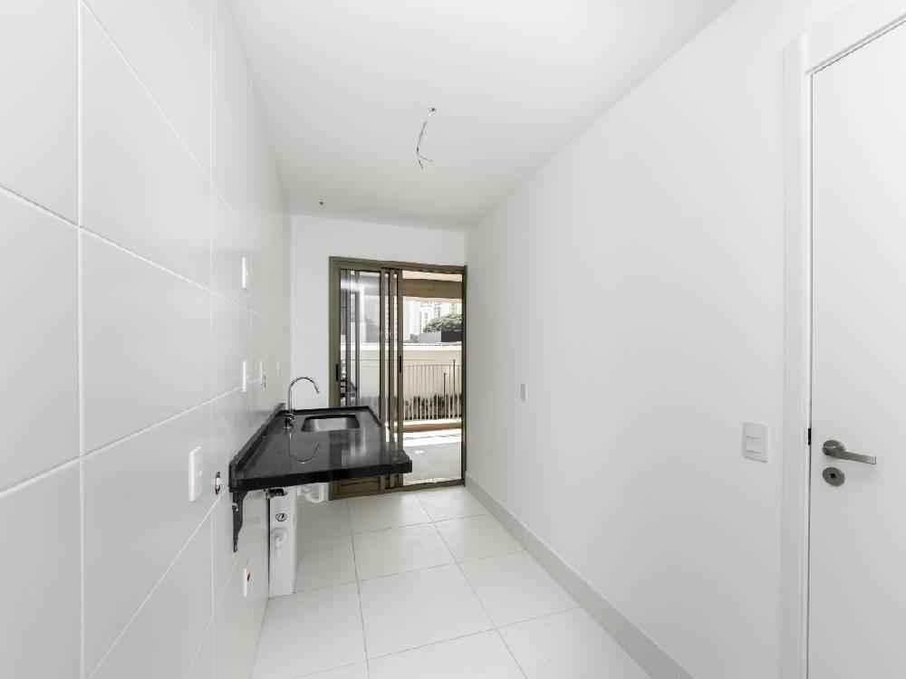 Apartamento tipo 102m2 para Venda(R$2.120.000) ou Locação(R$ 12.000), 2 suites, 4 banheiros, 2 vagas em MOEMA