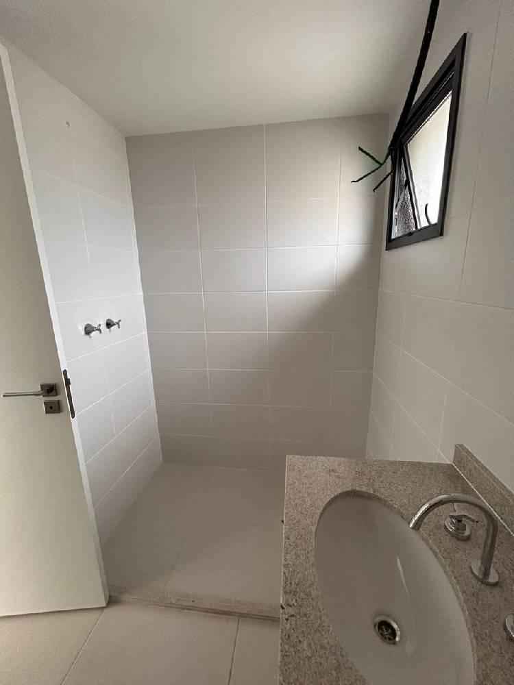 Apartamento à Venda no CAMPO BELO, 2 Quartos, (2suítes), 4 banheiros e 2 vagas R$ 1.950.000 109 m²
