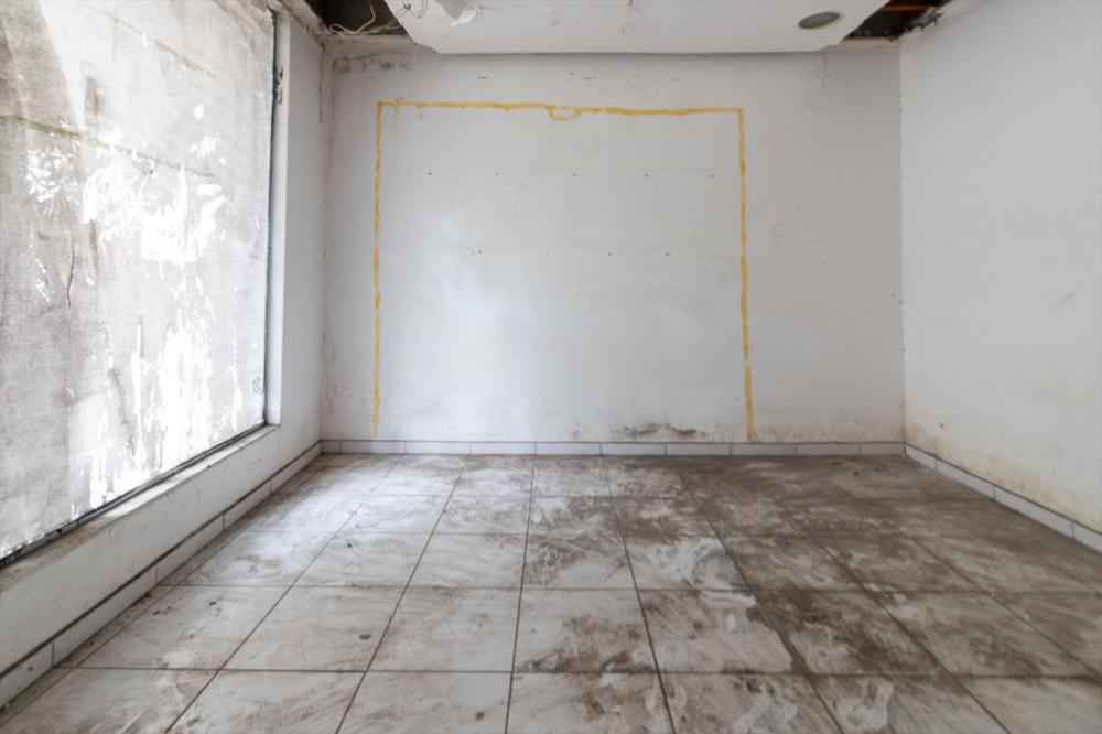 Locação de Prédio Comercial em MOEMA 530m2 R$60.000 5 salas 4 banheiros 6 vagas
