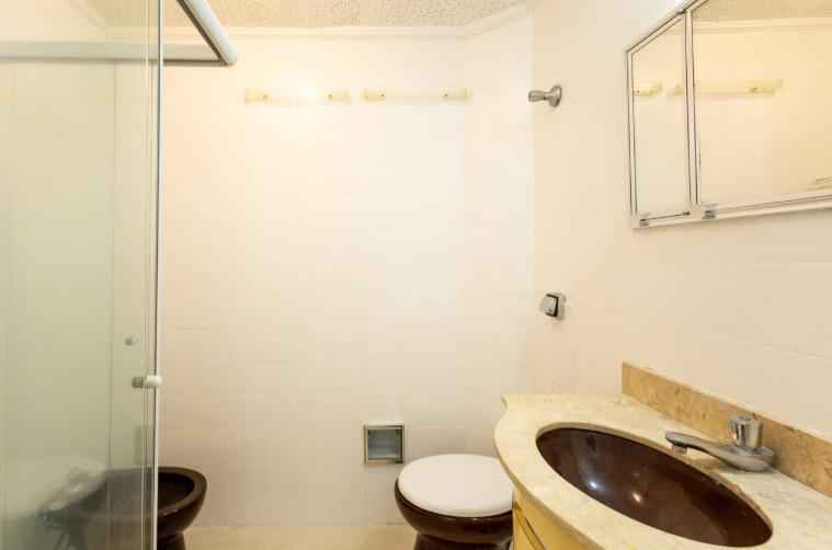 Apartamento tipo para Locação na SANTA CECILIA por R$ 2.500.00, com 1 quarto, 1 banheiro 1 vaga, 40m²
