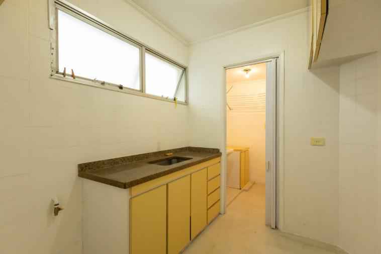 Apartamento tipo para Locação na SANTA CECILIA por R$ 2.500.00, com 1 quarto, 1 banheiro 1 vaga, 40m²