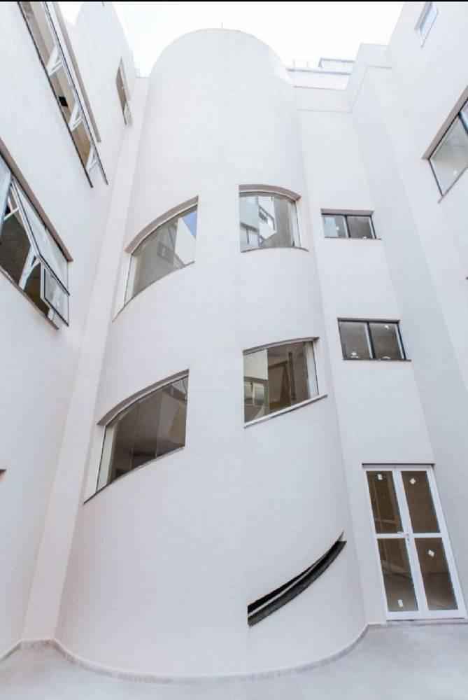 imóvel Comercial nos JARDINS R$ 29.500.000 5 andares, 10 banheiros, 22 vagas