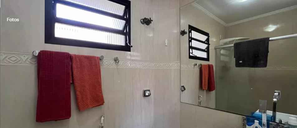 Casa com 170m2 à venda na Vila Mariana, com 3 quartos, (1 suíte), e 3 banheiros 2 vagas apenas R$ 1.1000.00