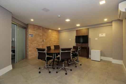 Apartamento de 32m2 R$680.000 - 1 dormitório, 1 banheiro, 1 vaga próximo ao metrô
