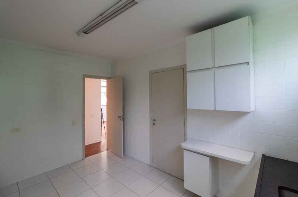 Apartamento 3 dormitórios( 1 suite) 2 banheiros, 1 vaga no JARDINS, locação apenas R$ 3.800,00