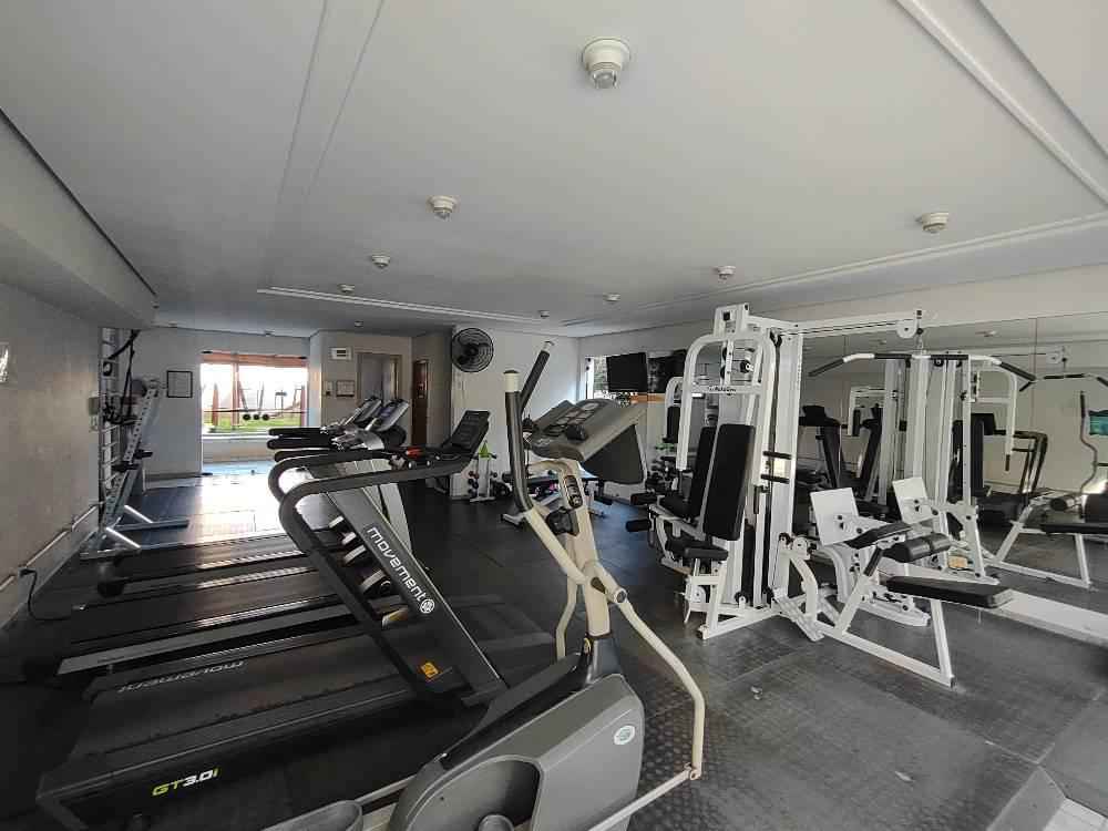  Apartamento em MOEMA (1 por andar) 4 suítes 6 banheiros, 4 vagas na garagem e depósito no sub-solo, 228 m2 R$ 3.199.000,00