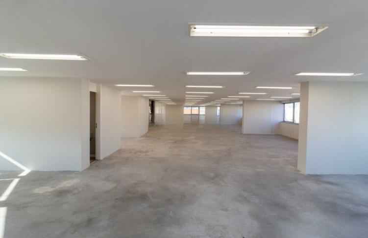 Imóvel Comercial para Locação no CENTRO-SP 440m² de 1 salão, 5 banheiros 1 vaga R$12.000