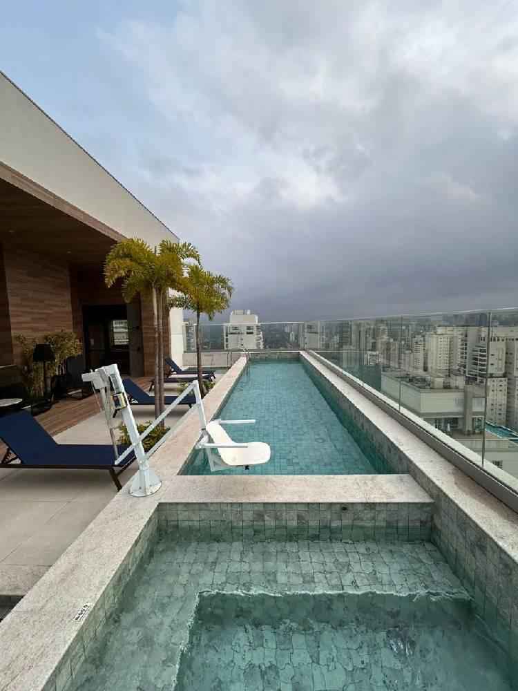 Apartamento à Venda no CAMPO BELO, 2 Quartos, (2suítes), 4 banheiros e 2 vagas R$ 1.950.000 109 m²