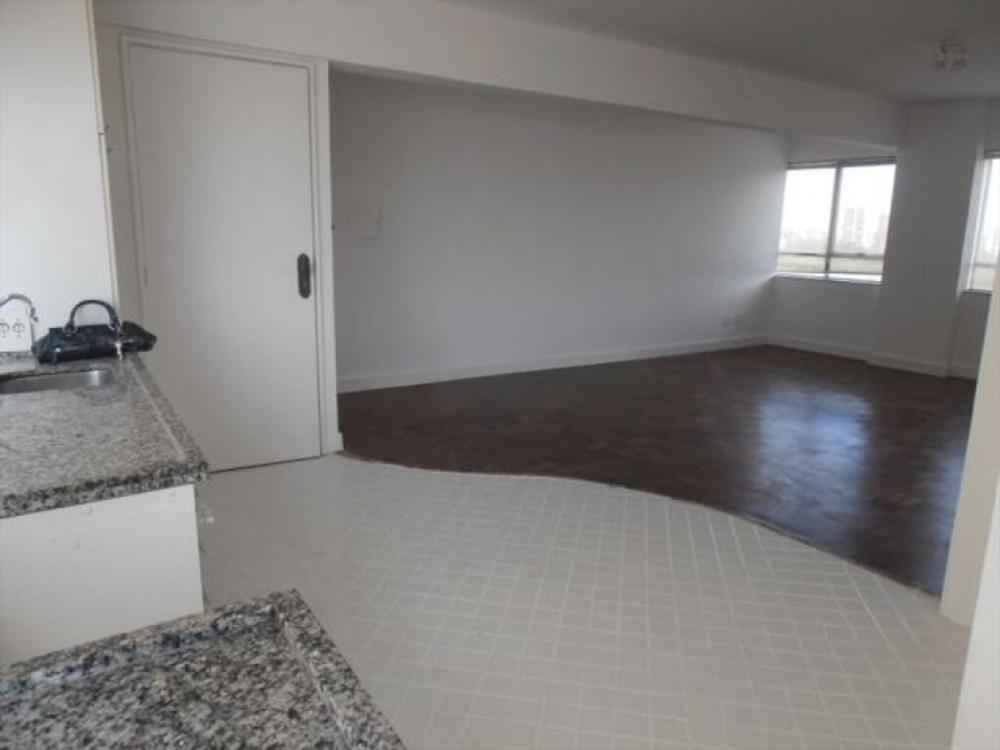 Apartamento a Venda no ALTO DA BOA VISTA 80,00m² R$ 950.000,00/ Locação R$ 4.000,00 2 dormitórios (1suíte), 2 banheiros , 1 vagas