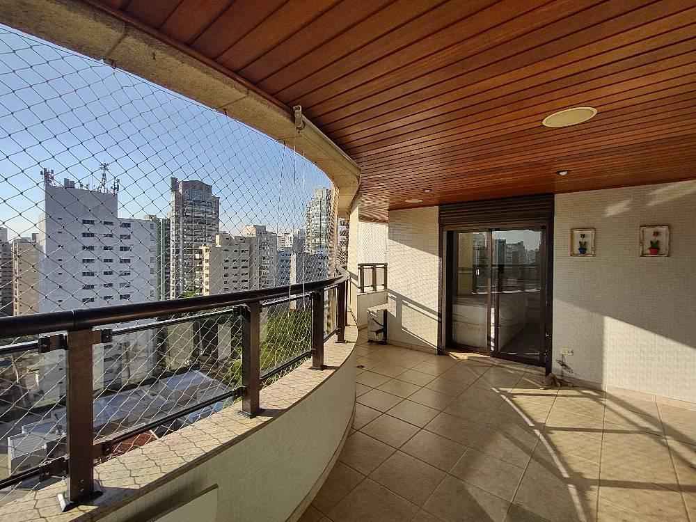  Apartamento em MOEMA (1 por andar) 4 suítes 6 banheiros, 4 vagas na garagem e depósito no sub-solo, 228 m2 R$ 3.199.000,00