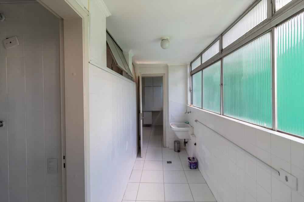 Apartamento 3 dormitórios( 1 suite) 2 banheiros, 1 vaga no JARDINS, locação apenas R$ 3.800,00