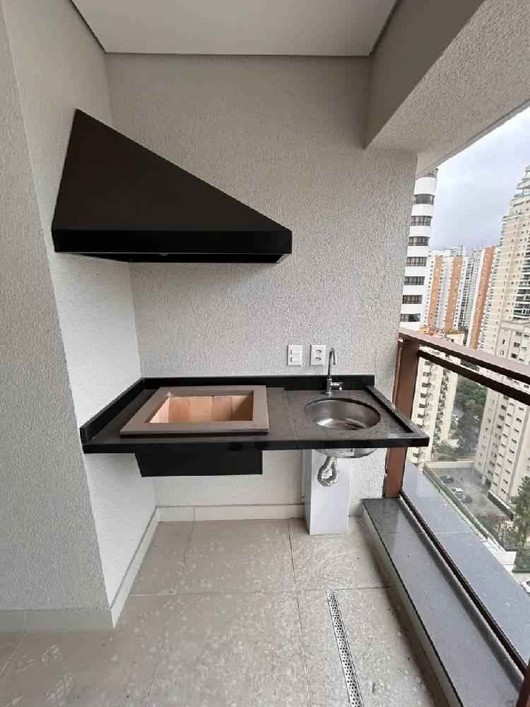 Apartamento à Venda no CAMPO BELO, 2 Quartos, (2suítes), 4 banheiros e 2 vagas R$ 1.950.000 109 m²