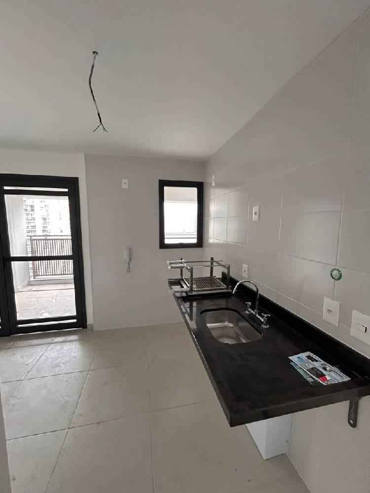 Apartamento à Venda no CAMPO BELO, 2 Quartos, (2suítes), 4 banheiros e 2 vagas R$ 1.950.000 109 m²