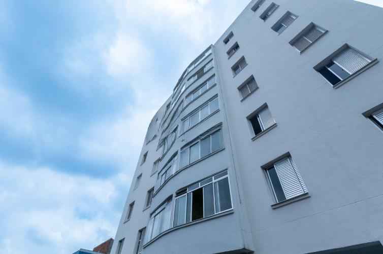 Venda de Imóvel em MOEMA com 3 quartos, sendo 1 suíte, 2 banheiros 105m² R$ 748.00