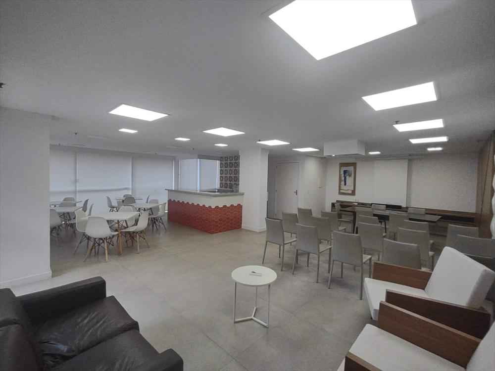 Sala comercial com valor abaixo do mercado Locação R$ 1.800,00 ou venda por apenas 260 mil !!!! no melhor da VILA OLIMPIA