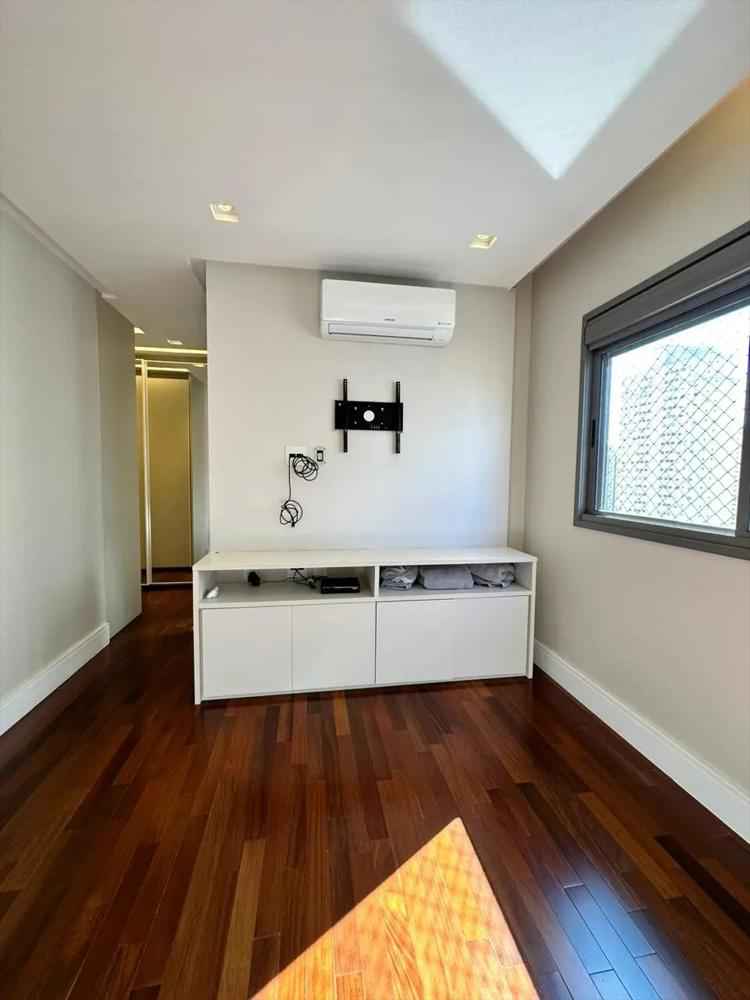 Apartamento tipo para venda na VILA LEOPOLDINA R$ por R$ 3.250.000, com 3 quartos, sendo 3 suítes, 180m²