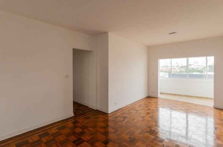Venda de Imóvel em MOEMA com 3 quartos, sendo 1 suíte, 2 banheiros 105m² R$ 748.00