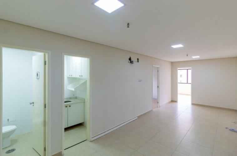Conjunto Comercial R$ 2.700,00 na Bela Vista, próximo ao metrô Trianon na Avenida Paulista !!!