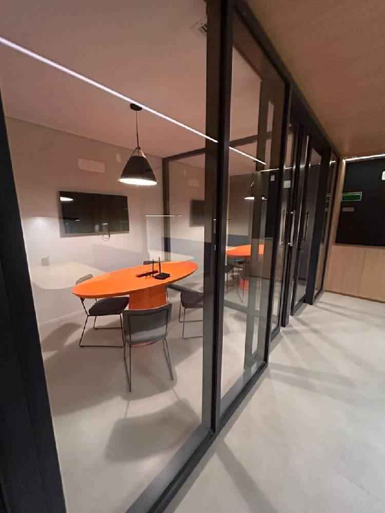 Apartamento à Venda no CAMPO BELO, 2 Quartos, (2suítes), 4 banheiros e 2 vagas R$ 1.950.000 109 m²