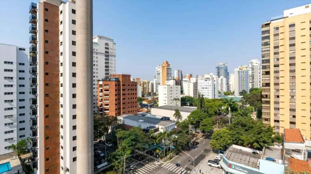 imóvel com 3 dormitórios (1 suíte), 2 banheiros, 1 vagade garagem 121m2 em MOEMA, por apenas R$ 1.650.000