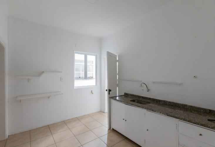 Venda de Imóvel em MOEMA com 3 quartos, sendo 1 suíte, 2 banheiros 105m² R$ 748.00