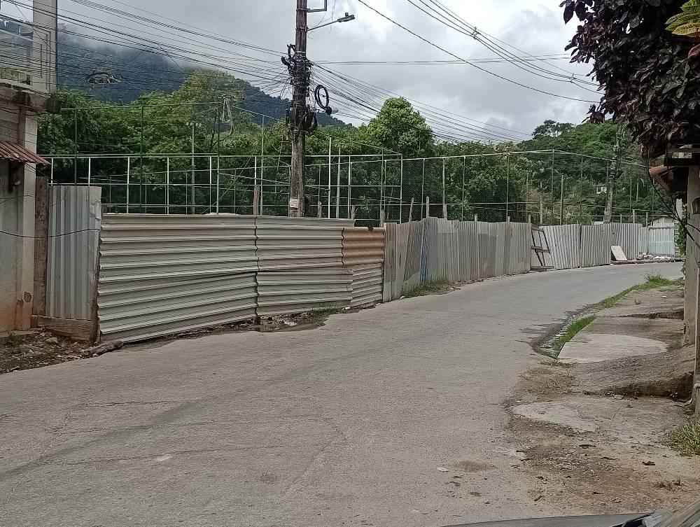 Terreno próximo a praia em Angra 