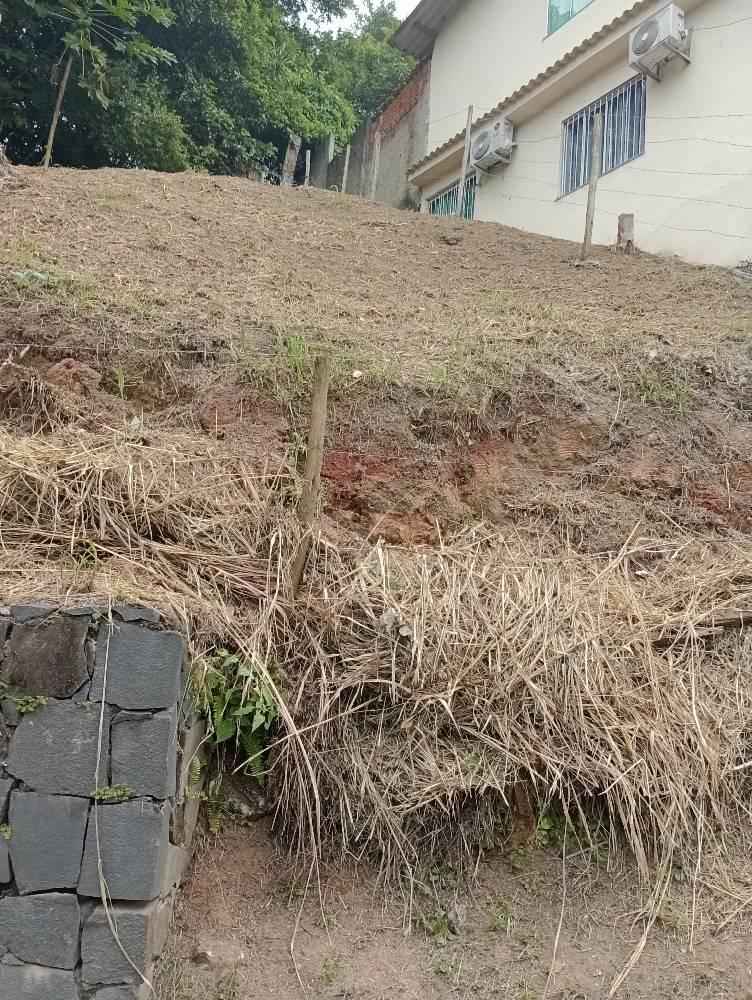 Terreno próximo a praia em Angra 