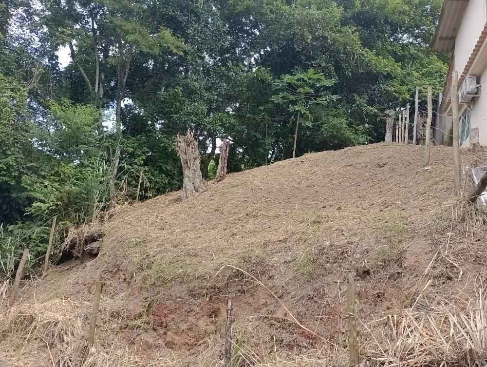 Terreno próximo a praia em Angra 