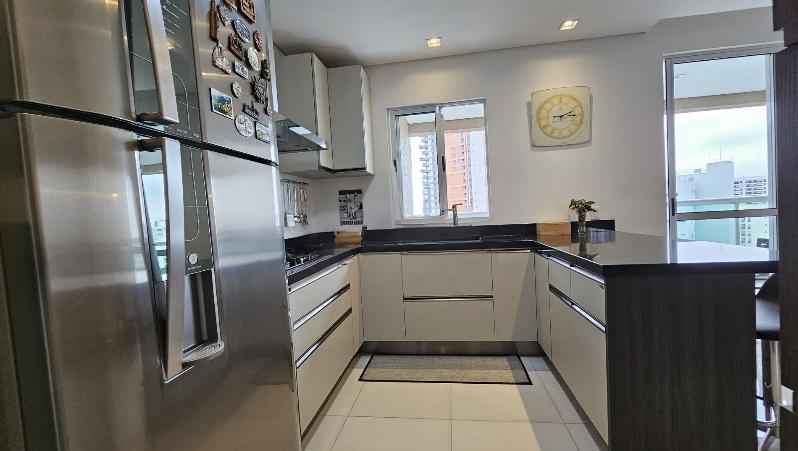 Apartamento Alto Padrão à Venda - 4 suítes