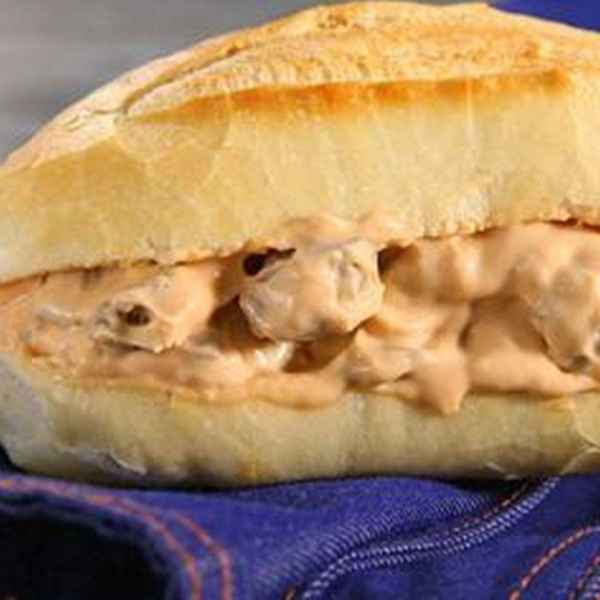 X -STROGONOFF NA BAGUETE (Imagem Principal)