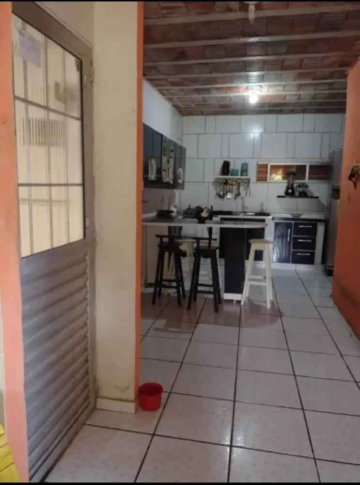 vende se duplex em enseadas. 