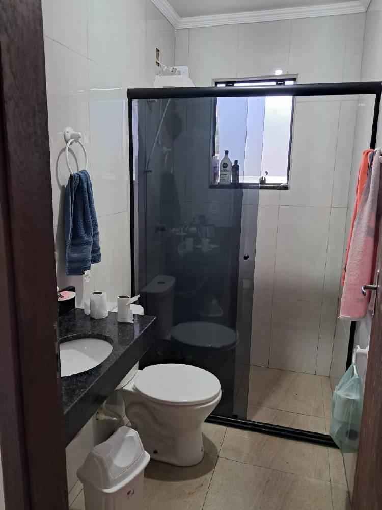 casa com 1 quarto e piscina em Campo Largo 