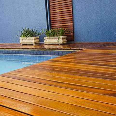 Deck de Madeira (Imagem Principal)