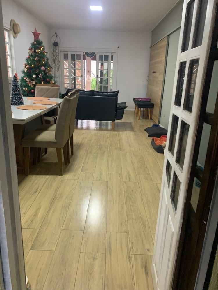 Casa com piscina em Vargem grande paulista 